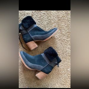 Open box Women Ugg kirke boot size 8.5